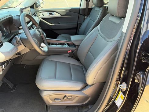 New 2026 Ford Explorer Active w/ Active Comfort Package RWD image 14