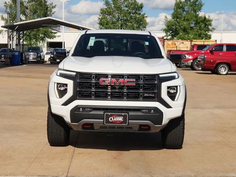 Used 2024 GMC Canyon AT4 w/ Technology Package AWD/4WD image 2