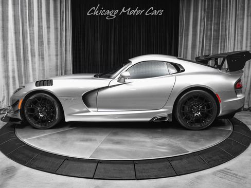 Used 2015 Dodge Viper SRT-10 RWD image 30