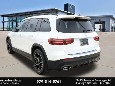 Certified 2025 Mercedes-Benz GLB 250 image 9