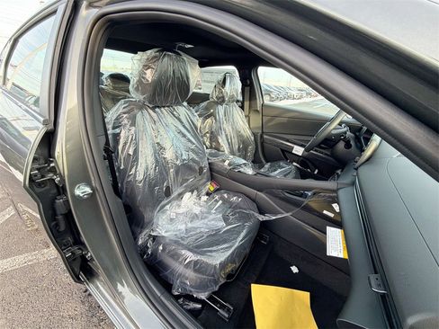 New 2026 Hyundai Elantra SEL Sport image 30