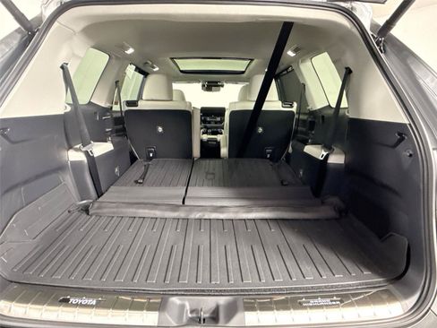 Certified 2026 Toyota Grand Highlander AWD image 39