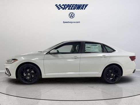 New 2026 Volkswagen Jetta SE FWD image 10
