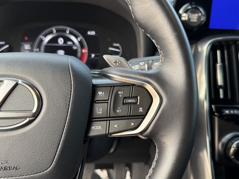 Used 2024 Lexus LX 600 4WD w/ Interior Upgrade Package image 25