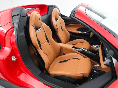 Certified 2026 Ferrari 296 GTS RWD image 25