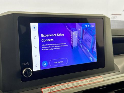 Certified 2025 Toyota Tacoma TRD Off-Road image 7