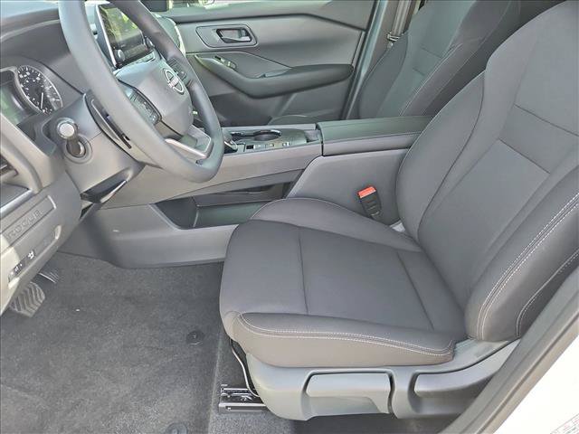 New 2027 Nissan Rogue S FWD image 4