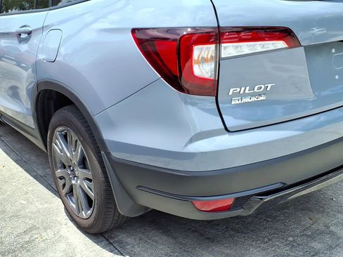 Used 2022 Honda Pilot Sport image 11
