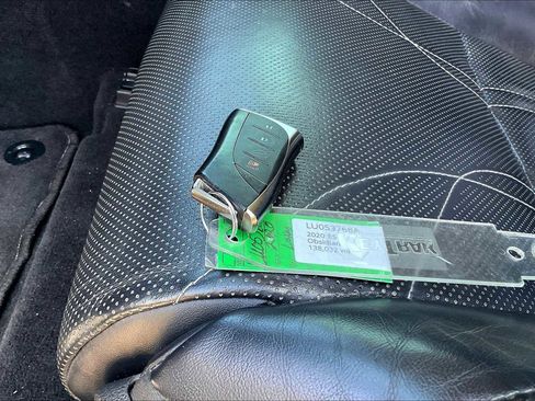 Used 2020 Lexus ES 350 w/ Luxury Package image 19