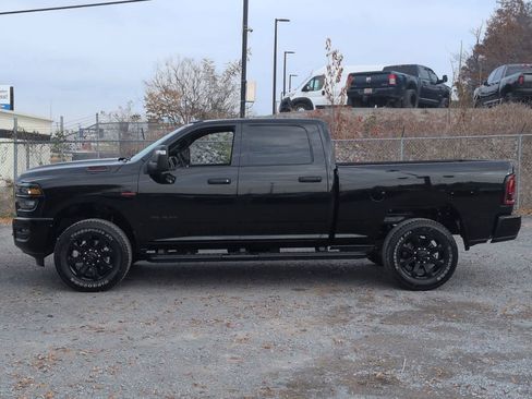 New 2026 RAM 2500 Big Horn AWD/4WD image 5