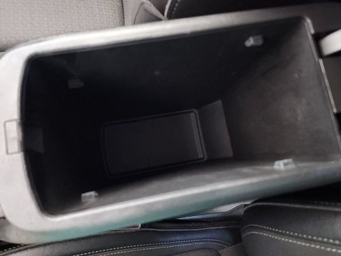 Used 2021 Buick Encore GX Select FWD image 32