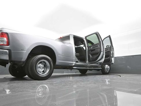 Used 2024 RAM 3500 Big Horn image 88