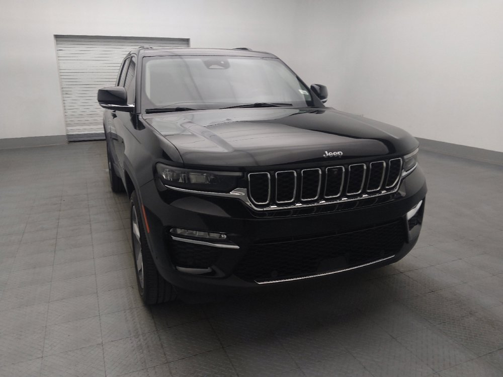 Used 2022 Jeep Grand Cherokee Limited w/ Luxury Tech Group II RWD image 14