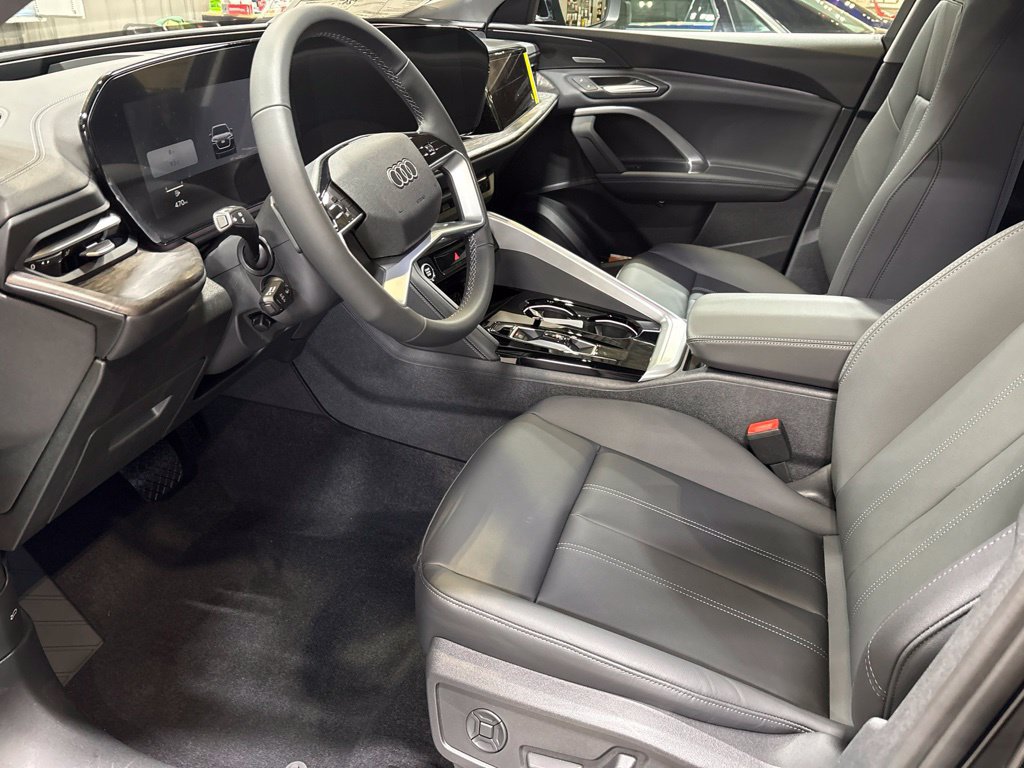 New 2026 Audi Q5 Premium Plus AWD/4WD image 5