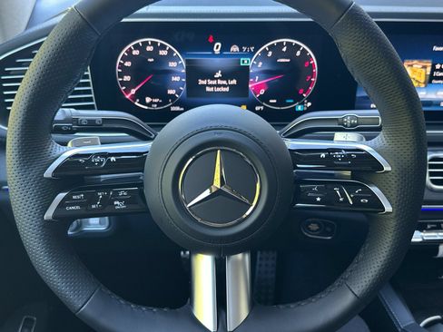 New 2026 Mercedes-Benz GLS 450 4MATIC image 24