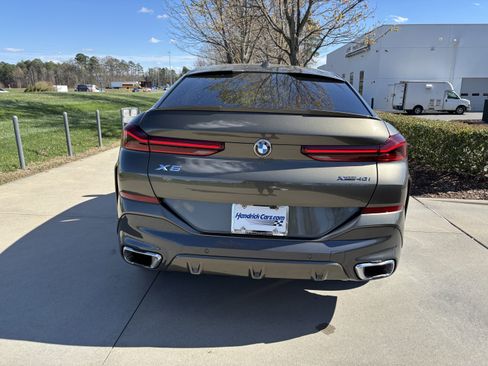 Certified 2026 BMW X6 xDrive40i image 9