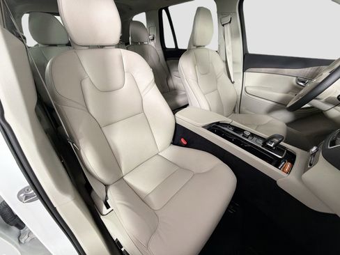 Used 2023 Volvo XC90 B6 Plus w/ Protection Package Premier image 31