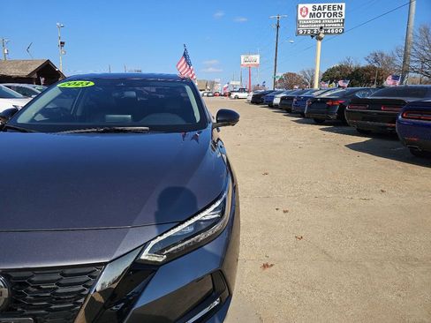 Used 2023 Nissan Sentra SR w/ SR Premium Package image 7