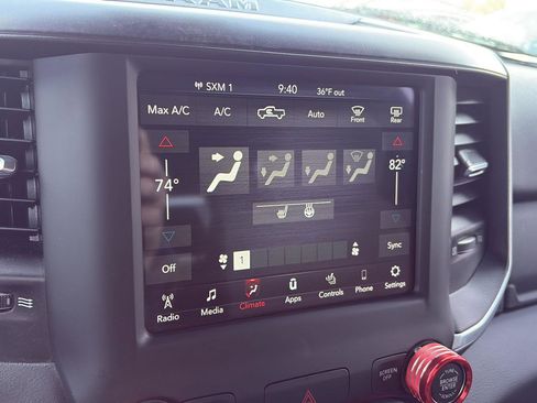 Used 2021 RAM 1500 Big Horn image 16