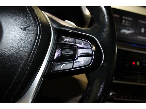 Used 2018 BMW 640i Gran Turismo xDrive w/ M Sport Package image 33