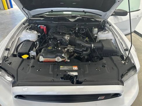 Used 2014 Ford Mustang Coupe w/ Equipment Group 102A RWD image 26