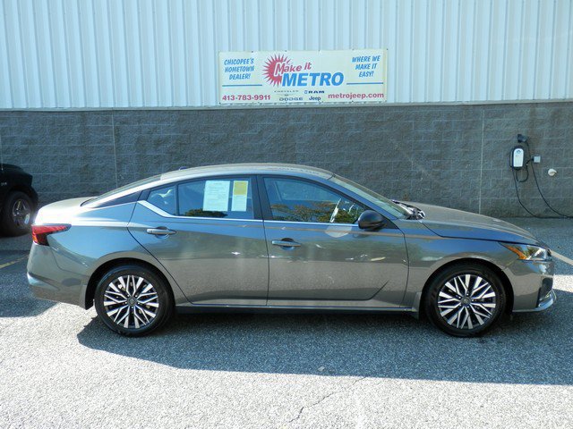 Used 2026 Nissan Altima 2.5 SV FWD image 9