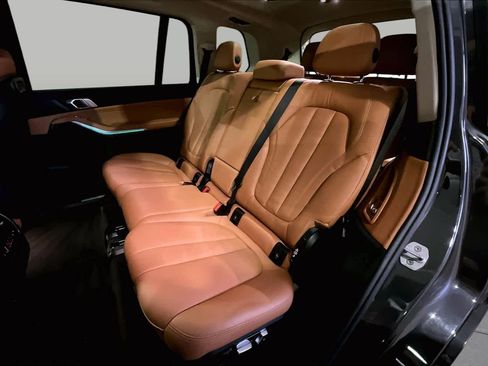 Used 2022 BMW X7 xDrive40i w/ Premium Package AWD/4WD image 20
