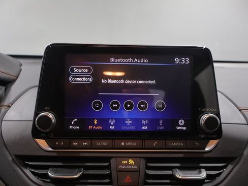 Used 2021 Nissan Altima 2.5 SR w/ SR Premium Package AWD/4WD image 24