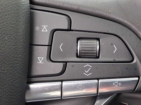 Used 2023 Cadillac XT6 Luxury image 25