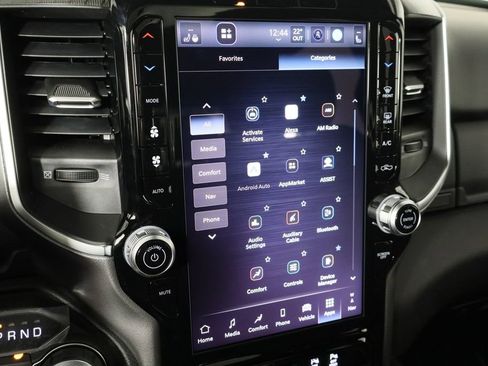 New 2026 RAM 1500 4x4 Crew Cab image 35