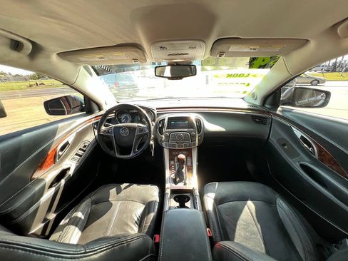 Used 2011 Buick LaCrosse CXL FWD image 9