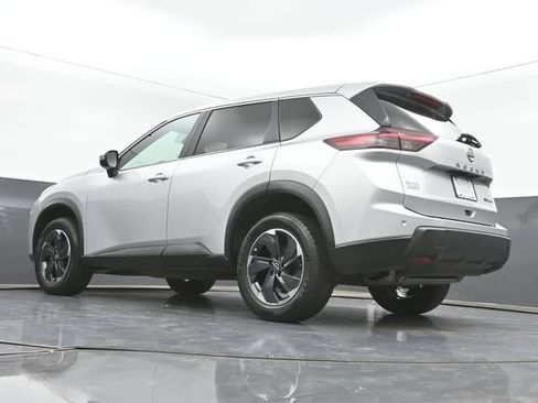 Used 2024 Nissan Rogue SV AWD/4WD image 42