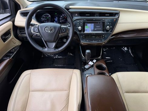 Used 2015 Toyota Avalon XLE Touring image 12