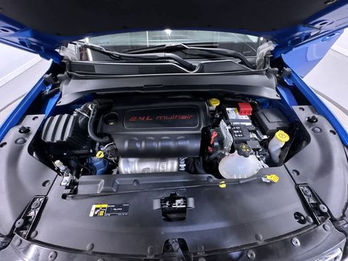 Used 2022 Jeep Compass Limited image 11