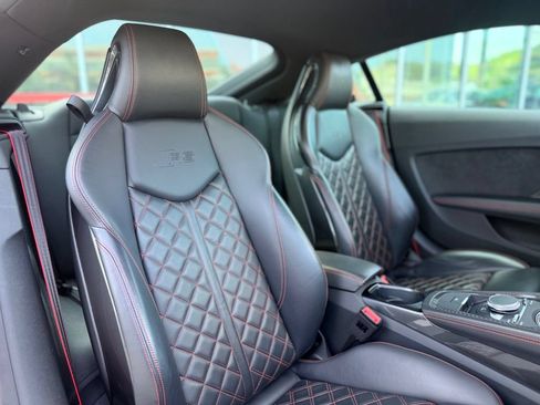 Used 2018 Audi TT RS w/ Dynamic Plus Package AWD/4WD image 15