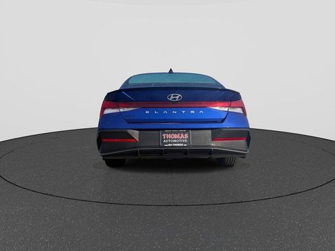 New 2026 Hyundai Elantra Sport image 7