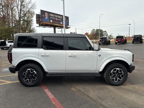Used 2024 Ford Bronco Outer Banks image 5