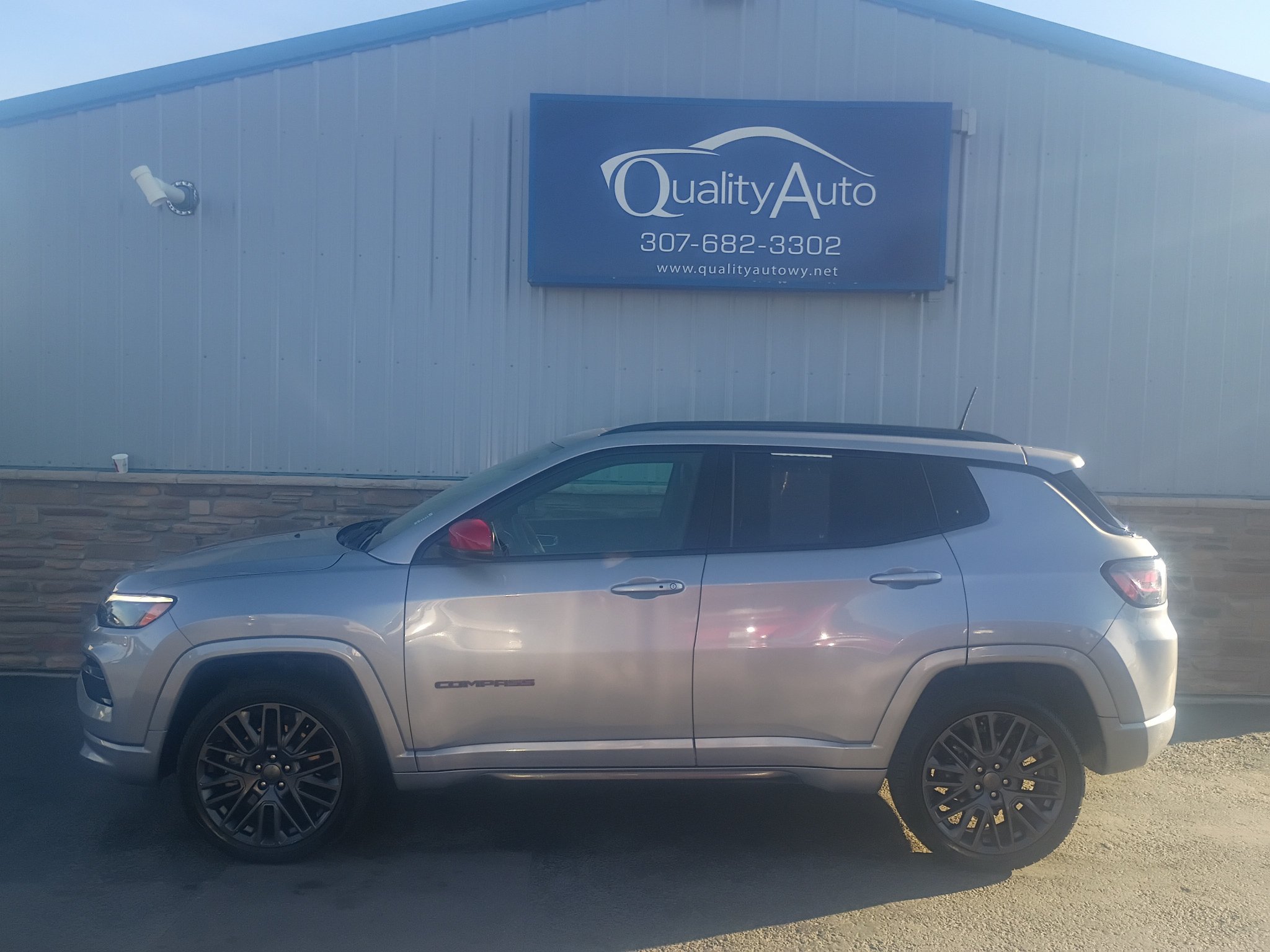 Used 2023 Jeep Compass Limited w/ Elite Group for (Red) Edition AWD/4WD image 1