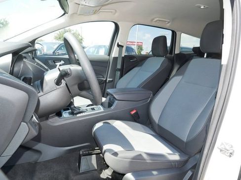 Used 2018 Ford Escape SE w/ SE Sync 3 Package FWD image 15