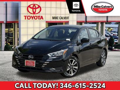 Used 2025 Nissan Versa SV w/ Trunk Package