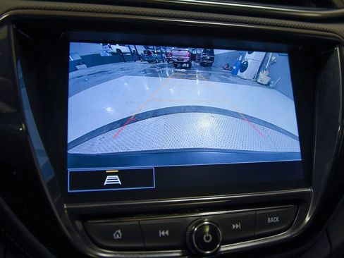 Used 2023 Chevrolet TrailBlazer RS w/ Sun and Liftgate Package image 22