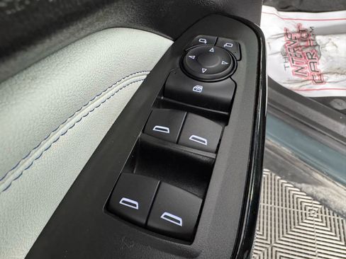 Used 2025 Chevrolet Trax LT w/ Driver Confidence Package image 38