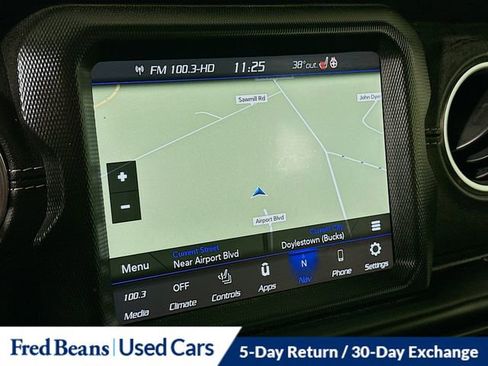 Used 2022 Jeep Wrangler Unlimited Sahara w/ Cold Weather Group AWD/4WD image 15