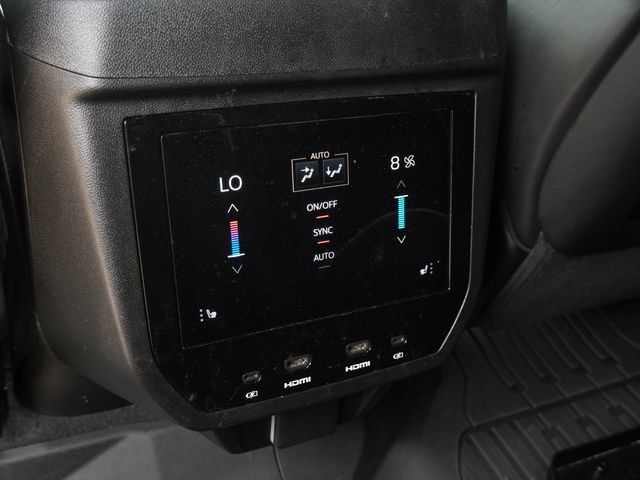 Used 2025 GMC Yukon AT4 Ultimate w/ LPO, Floor Liner Package AWD/4WD image 15