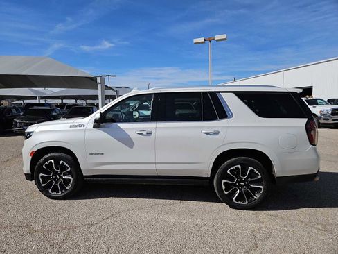 Used 2023 Chevrolet Tahoe High Country AWD/4WD image 5