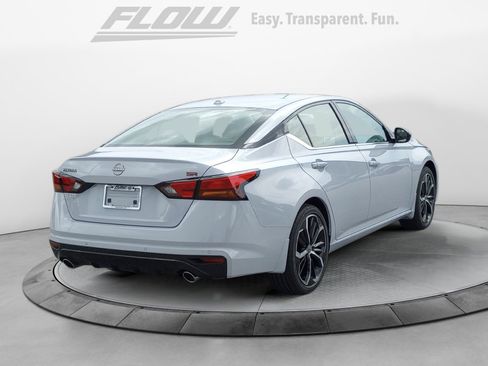 New 2025 Nissan Altima 2.5 SR image 7