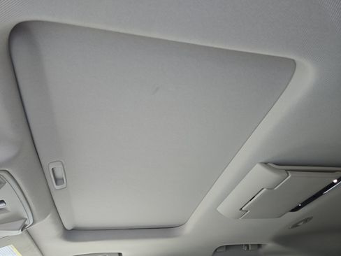 Used 2019 GMC Yukon Denali w/ Denali Ultimate Package image 24