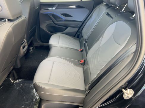 New 2026 Volkswagen Tiguan SE R-Line image 15