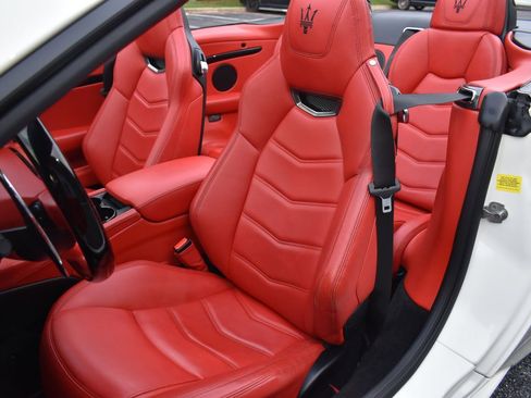 Used 2019 Maserati GranTurismo Sport image 21