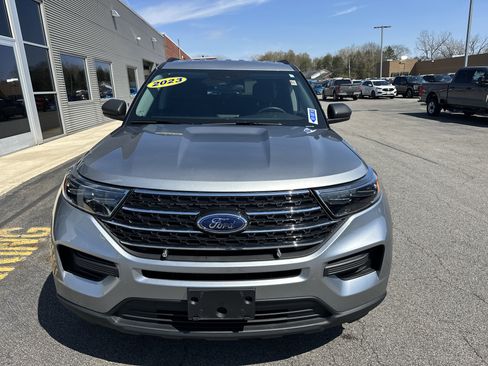 Used 2023 Ford Explorer XLT w/ Class IV Trailer Tow Package AWD/4WD image 5